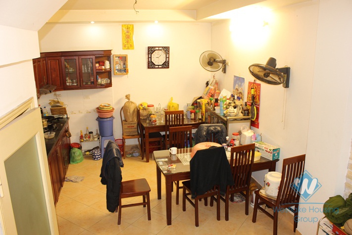House for rent in Nghi Tam village, Tay Ho, Ha Noi